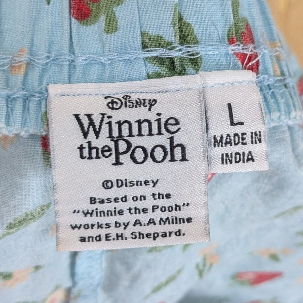 Disney Winnie the Pooh Strawberry Print Pajama Shorts Blue Women Size Large - Picture 4 of 9